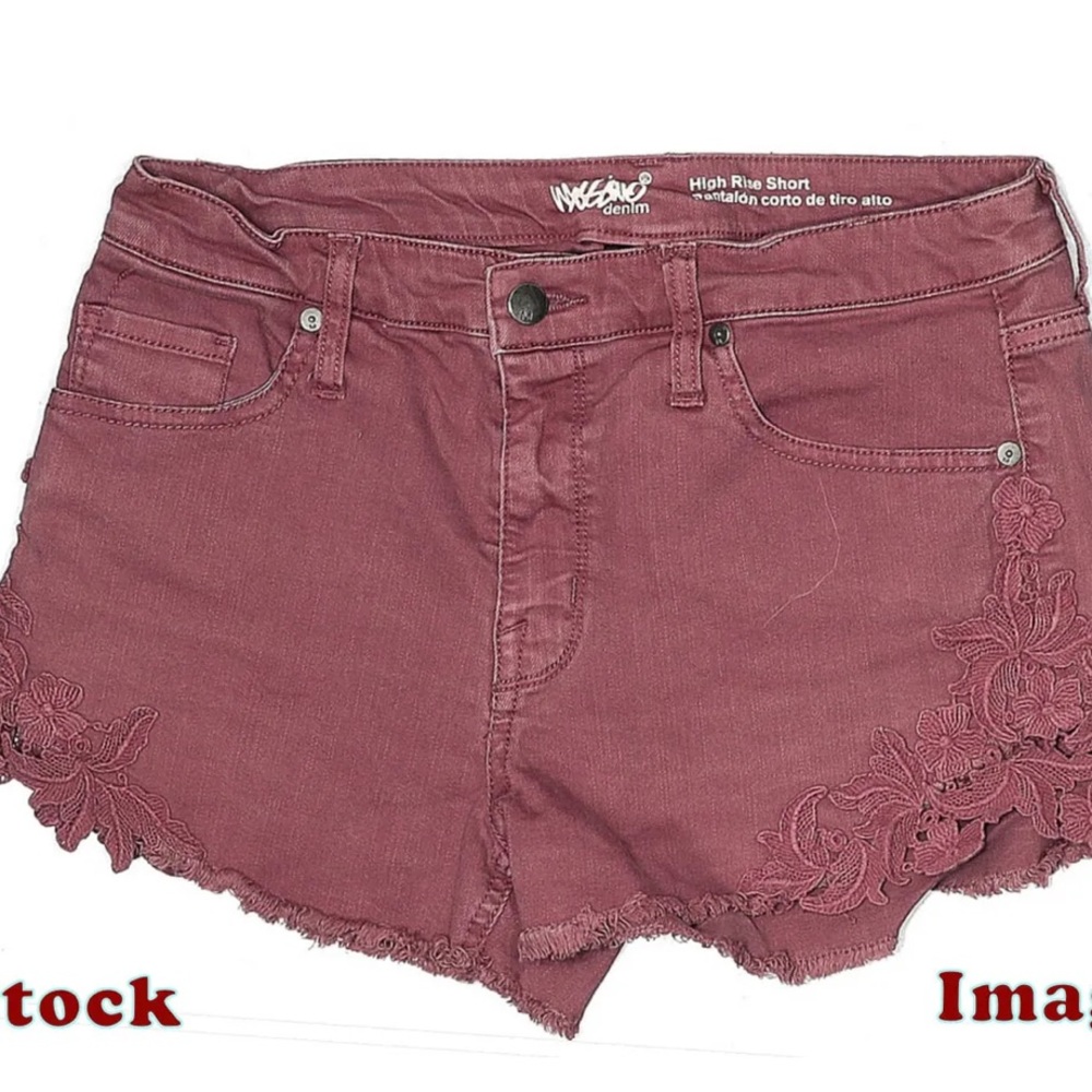 🔮 3/$15! Mossimo Denim Burgundy Denim Shorts Lace High Rise Size 12